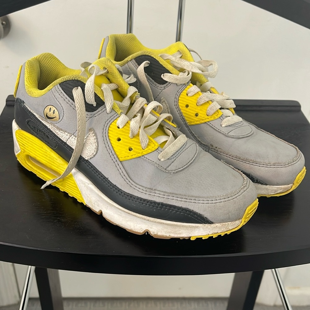 Nike Air Max 90 GS - Go the Extra Smile